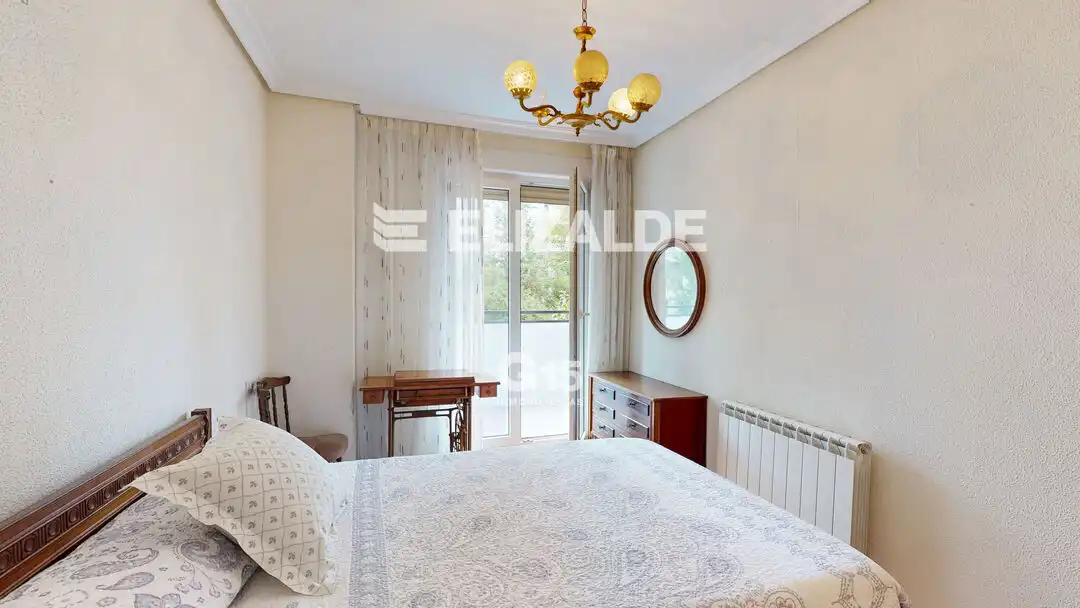 Piso con terraza en venta en Txapinene Kalea, imagen 15