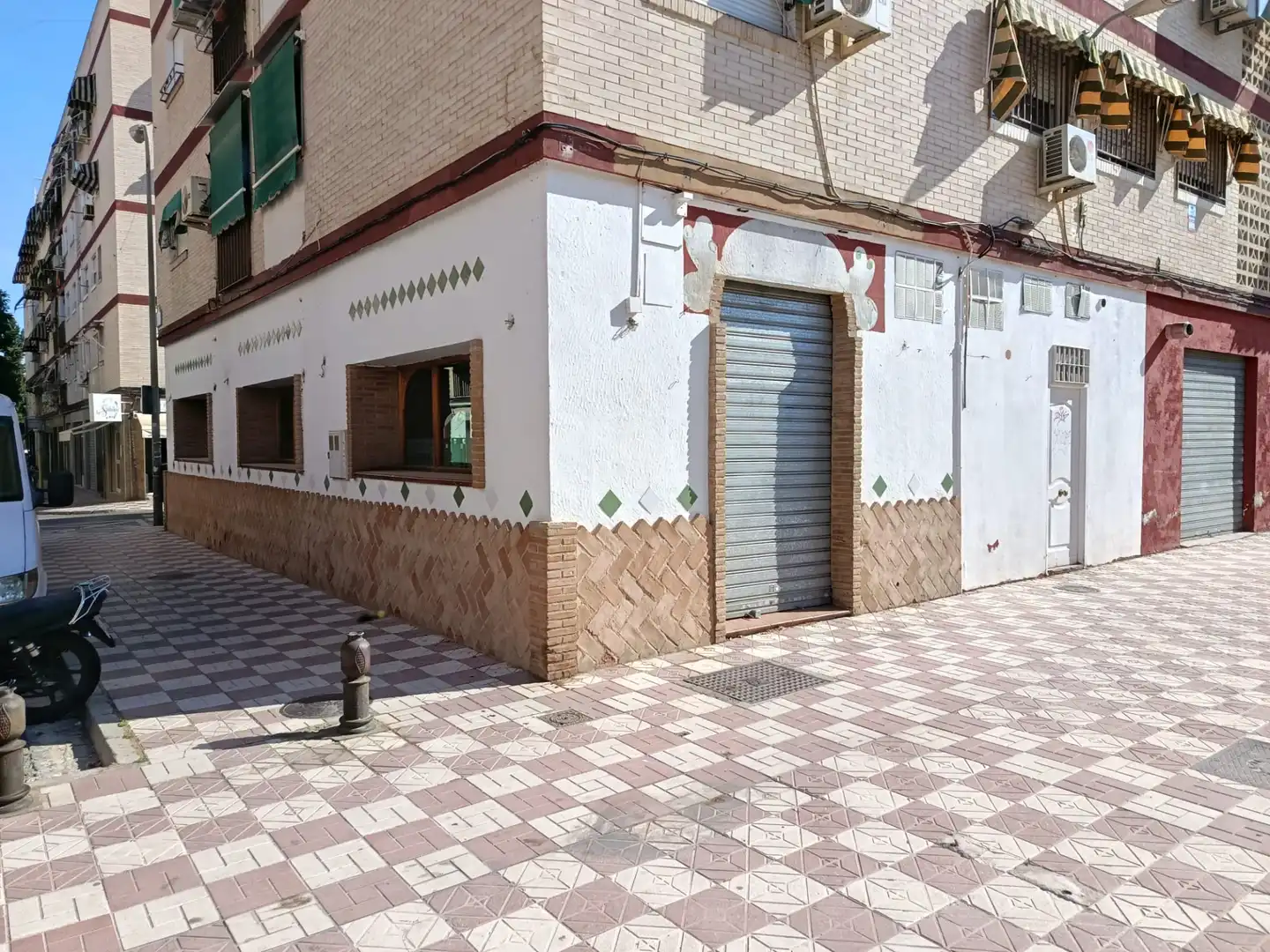 Exterior view of Commercial properties for rent in Granada