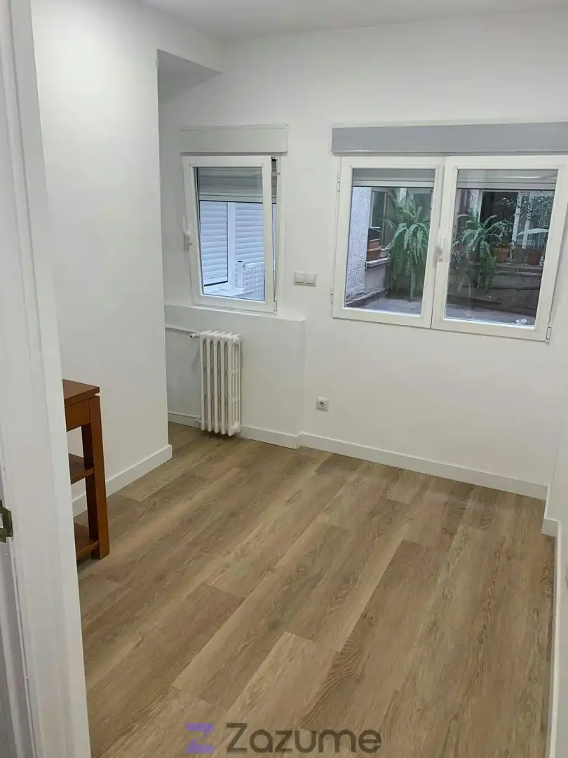 Habitación de Piso de alquiler en Madrid con Aire acondicionado, Calefacción y Horno
