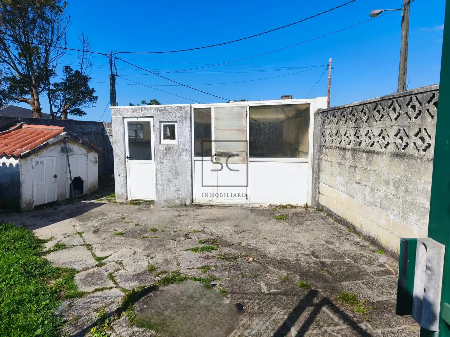Vista exterior de Casa o xalet en venda en Ferrol amb Calefacció, Jardí privat i Traster