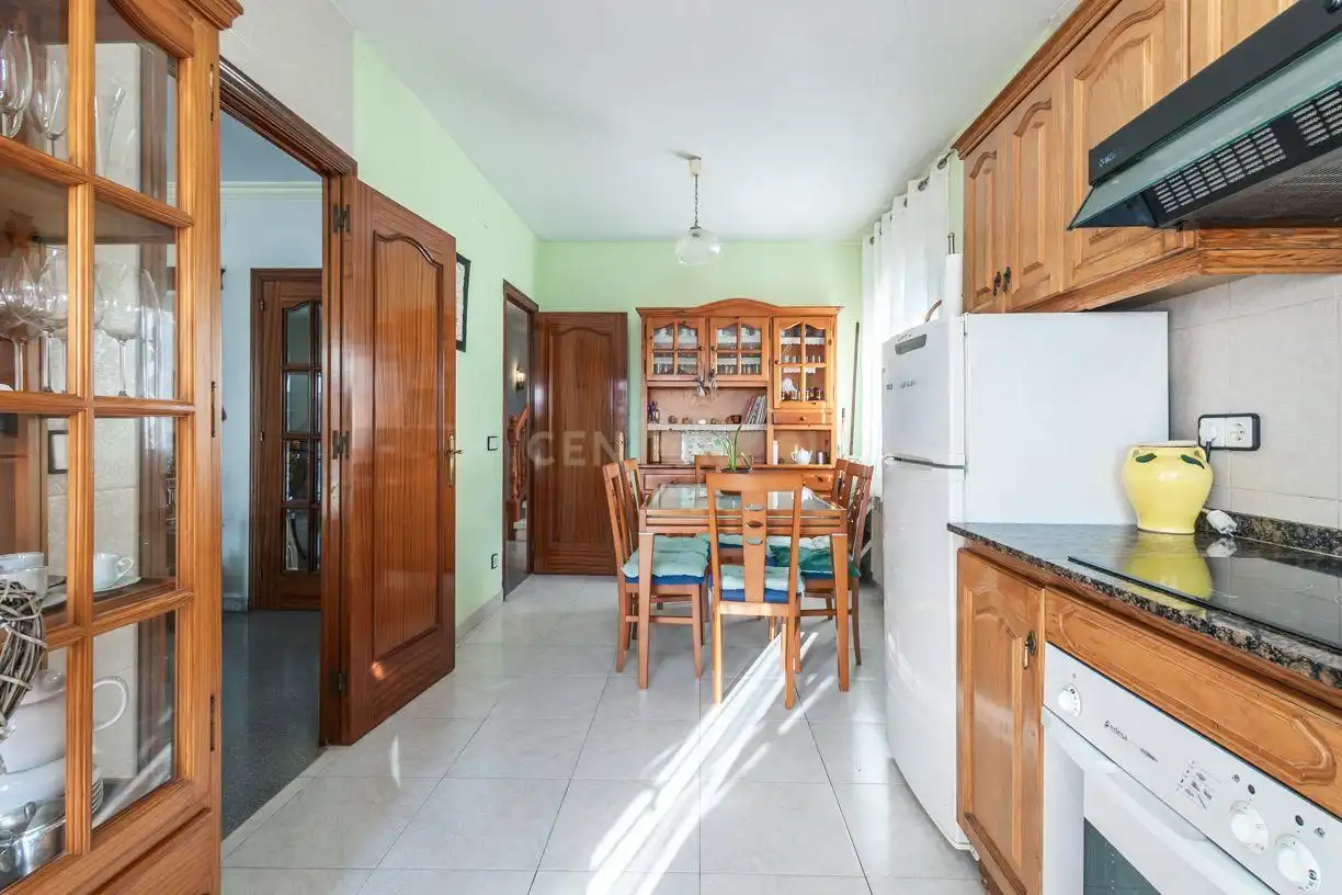 House with pool for sale in Carrer de les Orquídies, Viladecans, Spain, imagen 17