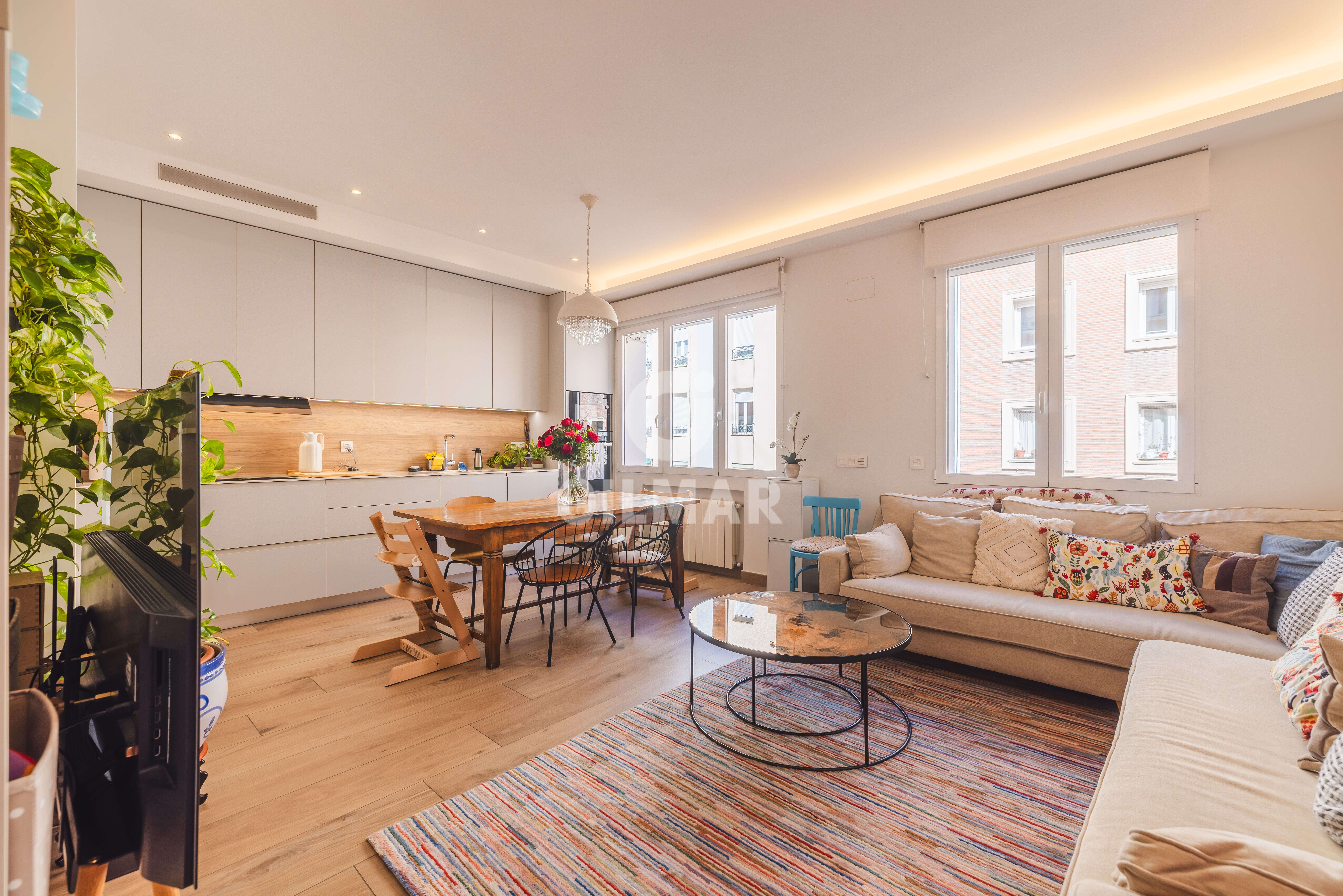 Sala de estar de Piso en venta en  Madrid Capital con Calefacción