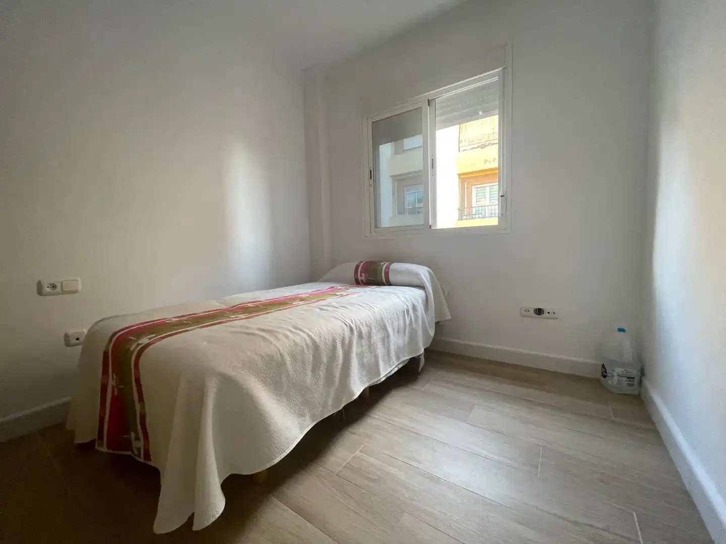 Habitación de Dúplex en venta en Almería