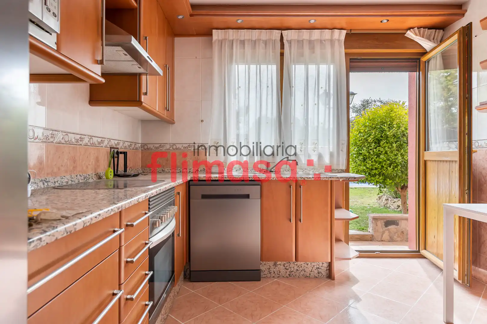 Cocina de Casa o chalet en venta en Villaviciosa de Odón con Calefacción, Jardín privado y Terraza