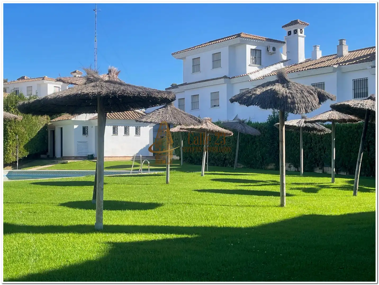 Adossat amb piscina en venda a Avenida Cristóbal Colón, imagen 32