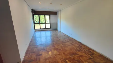 Foto 4 de Piso en venta en Galdakao, Bizkaia