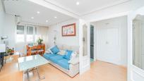 Living room of Flat for sale in Móstoles  with Air Conditioner, Heating and Parquet flooring