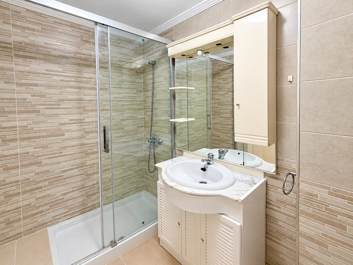 Apartament amb balcó en venda a Parque de la Paloma, imagen 5