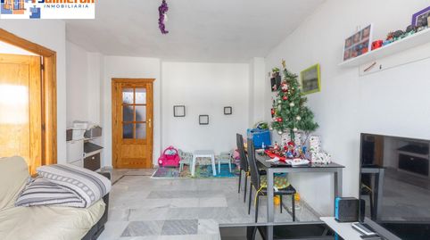 Foto 4 de Piso en venta en Fuente Alta, Fuente Vaqueros, Granada