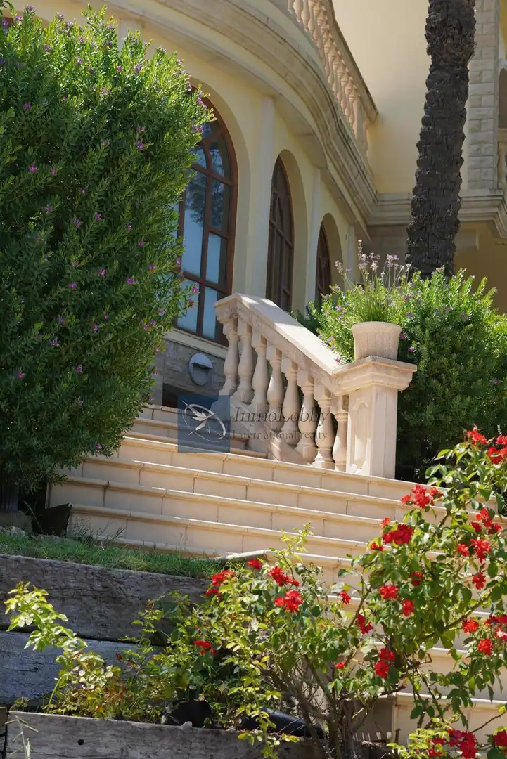 Casa con terraza en venta en Antoni Gaudi, imagen 6