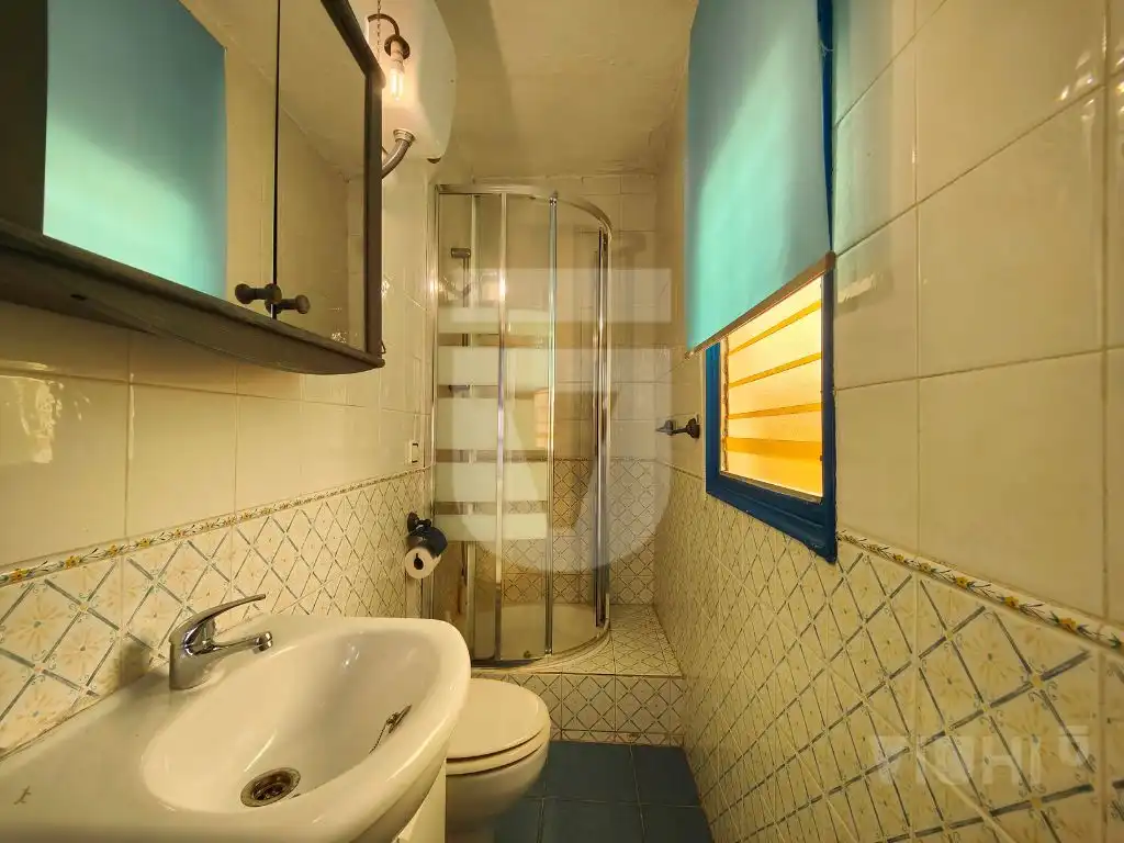 Bathroom of Attic for sale in Montgat  with Air Conditioner, Heating and Parquet flooring