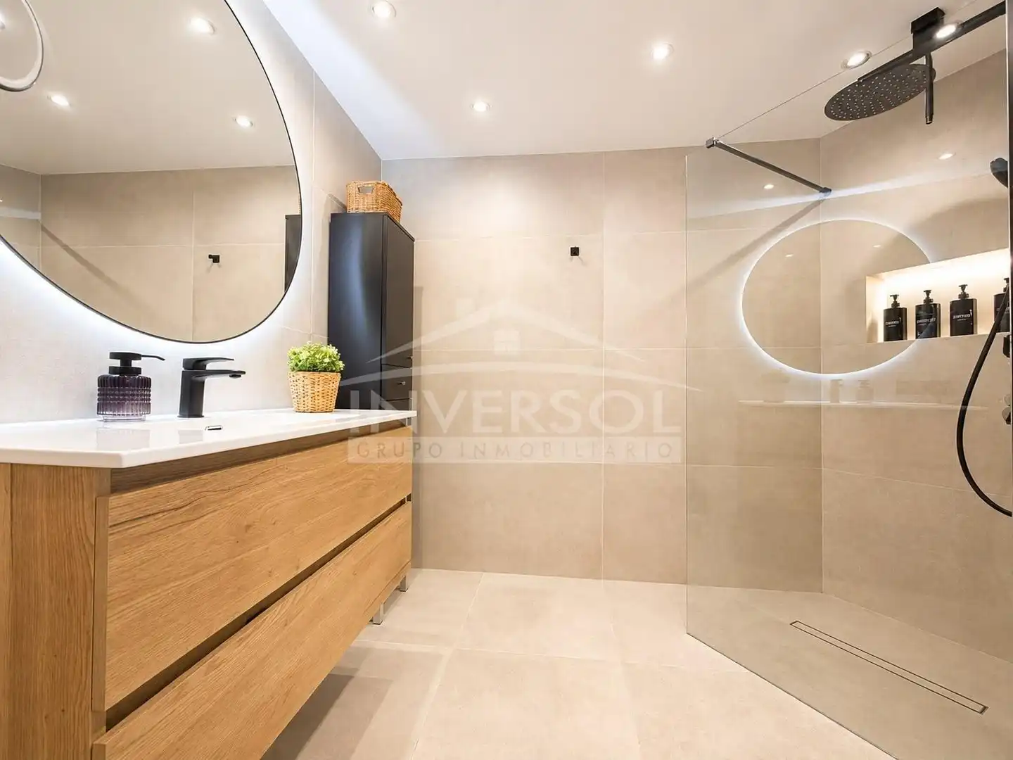 Badezimmer von Wohnung zum Verkauf in El Ejido mit Klimaanlage, Heizung und Terrasse