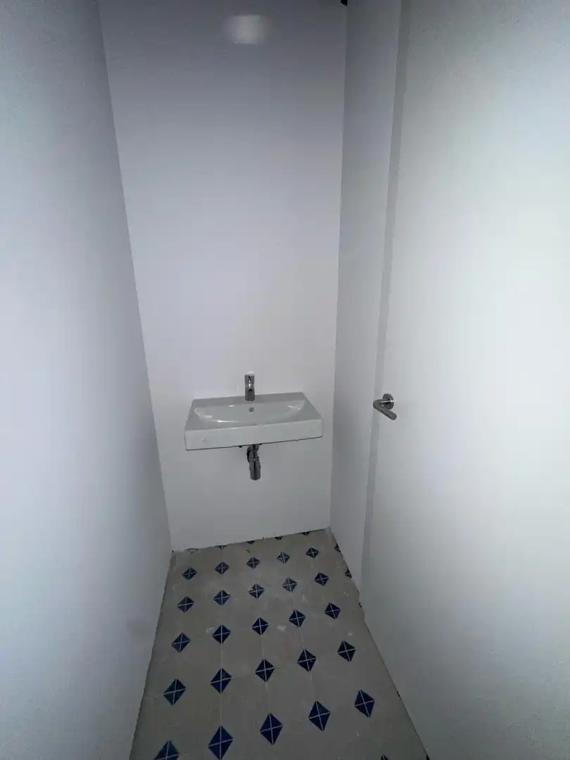 Bany de Local en venda en Barcelona