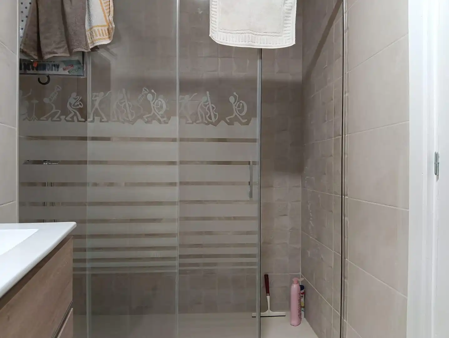 Baño de Piso de alquiler en Maracena con Calefacción, Terraza y Trastero
