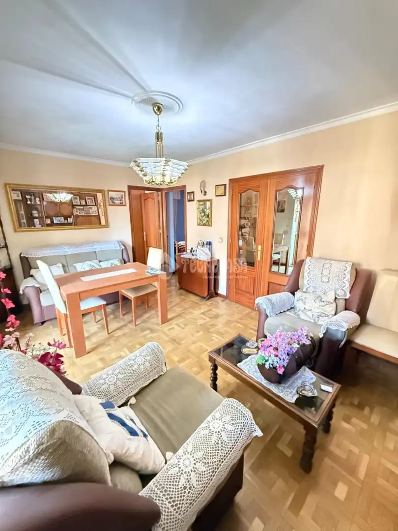 Wohnzimmer von Wohnung zum Verkauf in Madrid mit Klimaanlage, Heizung und Terrasse