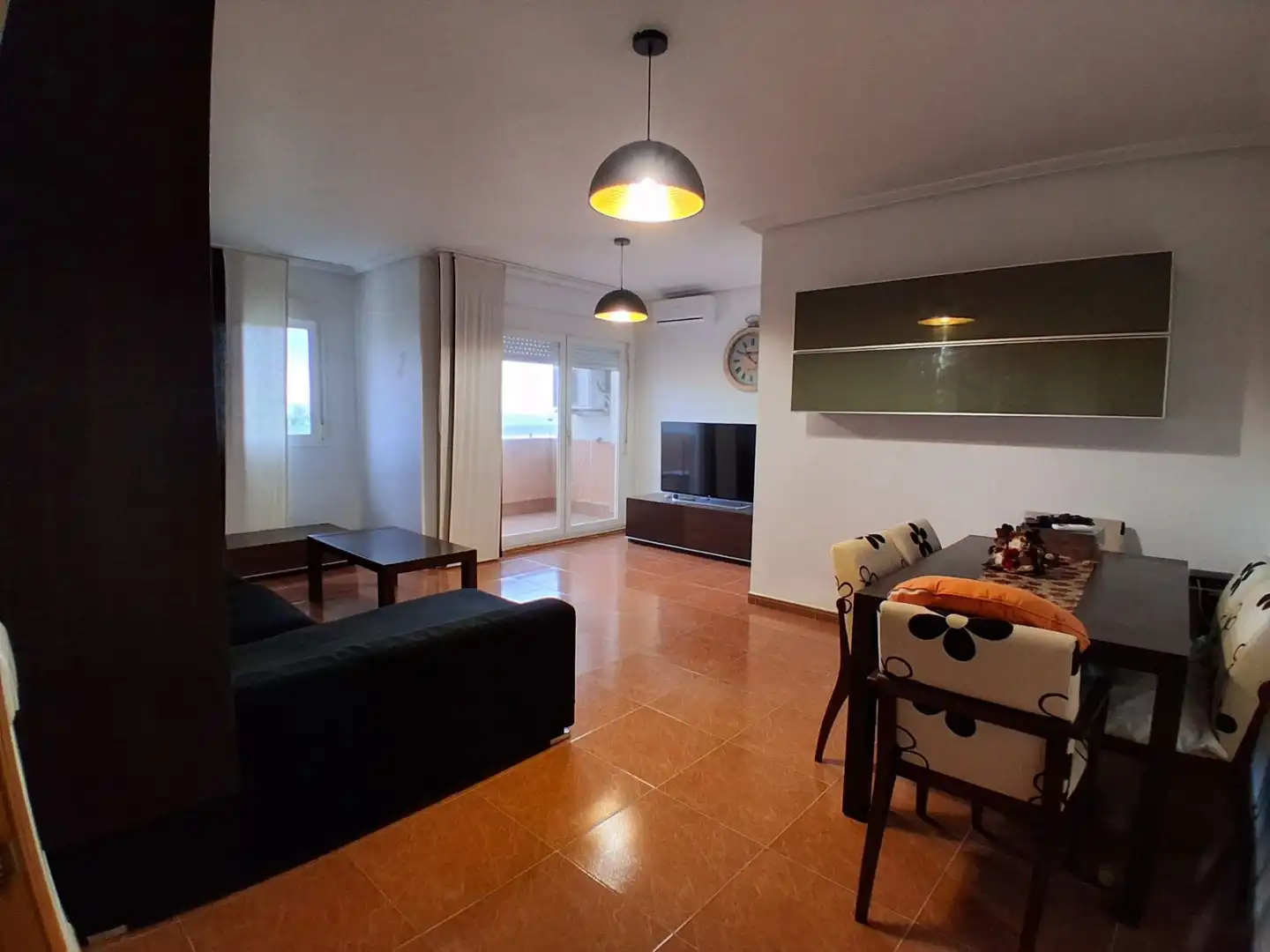 Sala d'estar de Pis en venda en Roquetas de Mar amb Aire condicionat, Calefacció i Terrassa