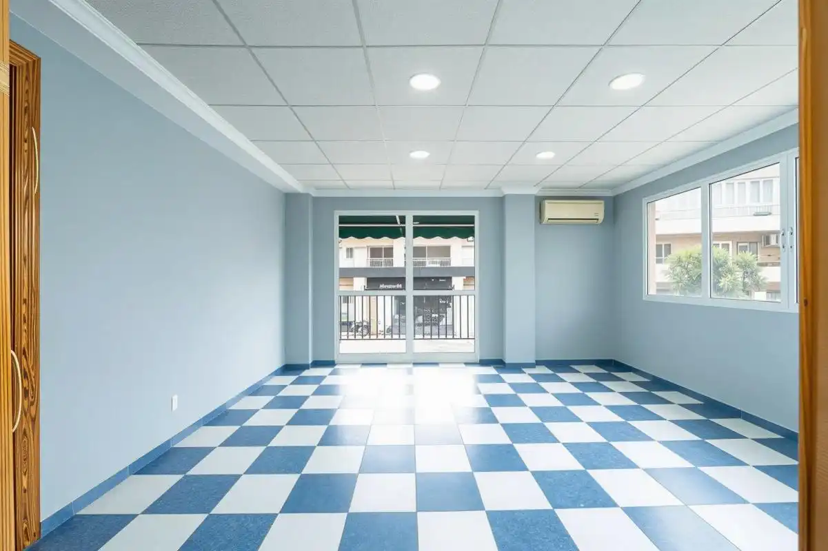 Piso en venta en Vélez-Málaga con Aire acondicionado, Calefacción y Terraza