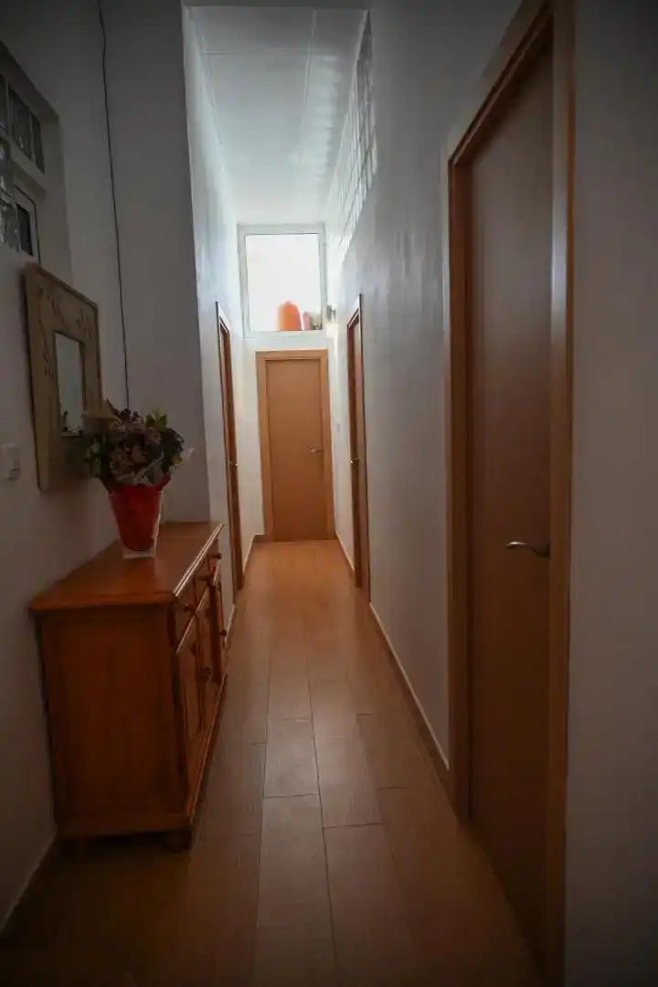 Wohnung zur Miete in Cartagena mit Klimaanlage, Privatgarten und Parkett