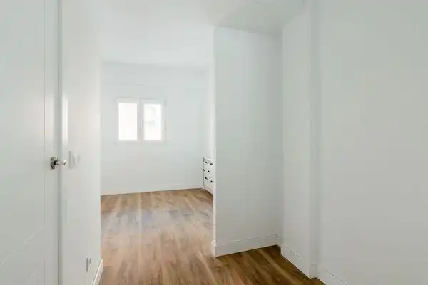 Habitación de Piso en venta en Madrid con Aire acondicionado y Calefacción