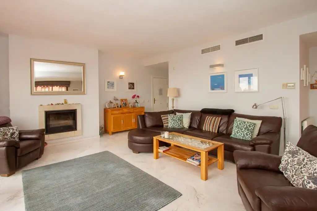 Bajo con piscina en venta en La Mairena, imagen 12