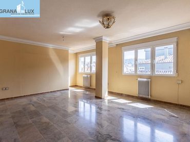 Wohnung mit Aufzug zum Verkauf in Calle MARQUES DE MONDEJAR
