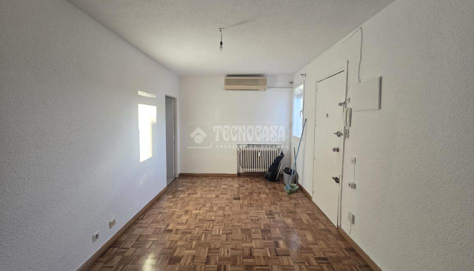 Foto 1 de Piso de alquiler en Fuente del Berro, Madrid