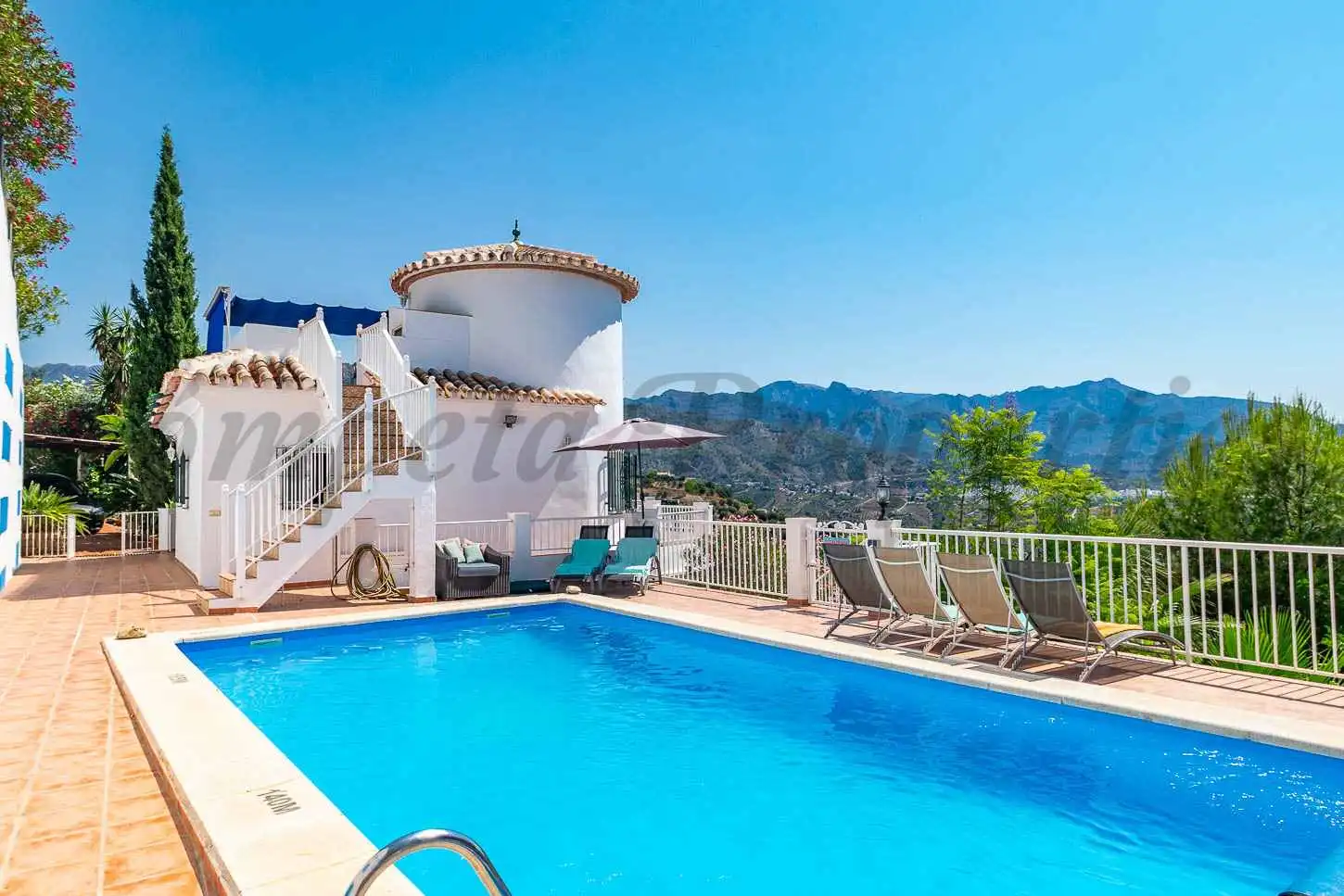 Villa mit Terrasse zum Verkauf in Torrox Pueblo