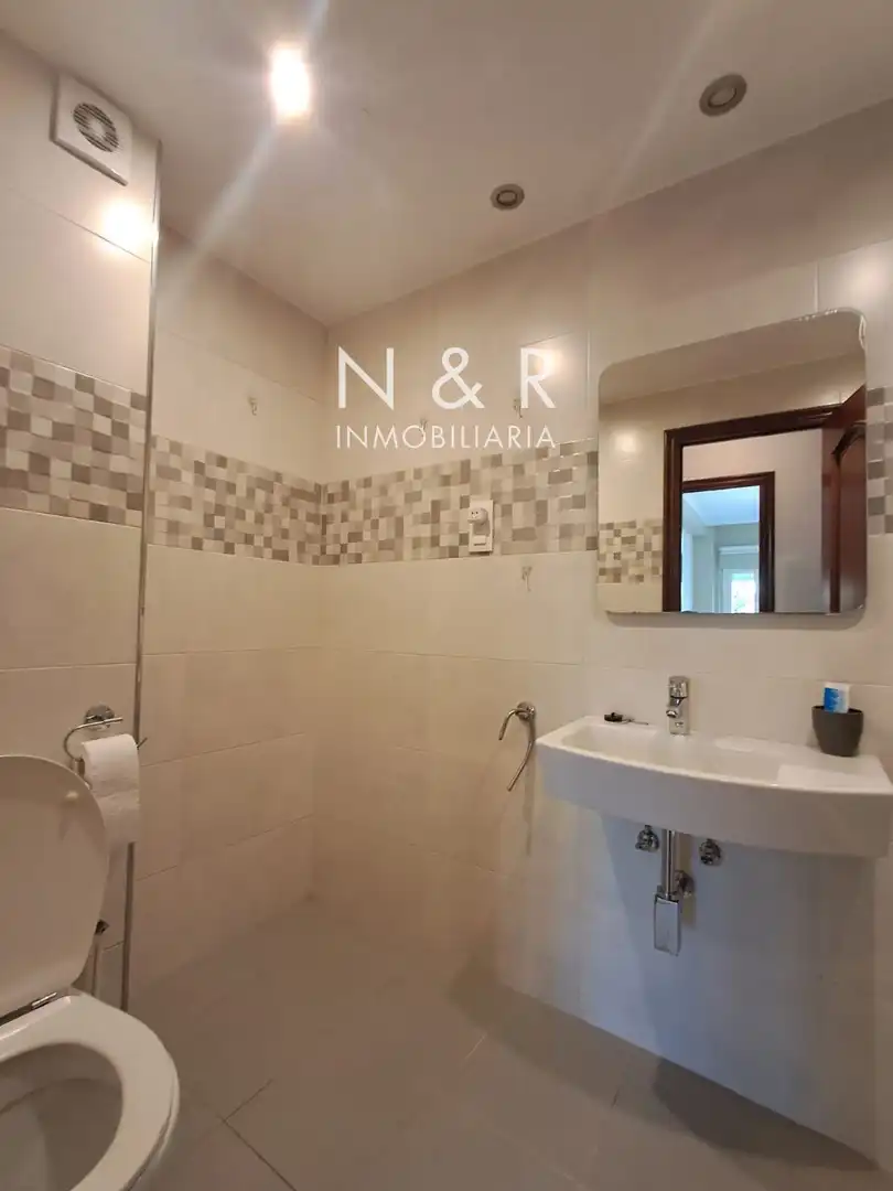 Flat for rent in Santa Uxia de Ribeira (De, Campus Norte - San Caetano