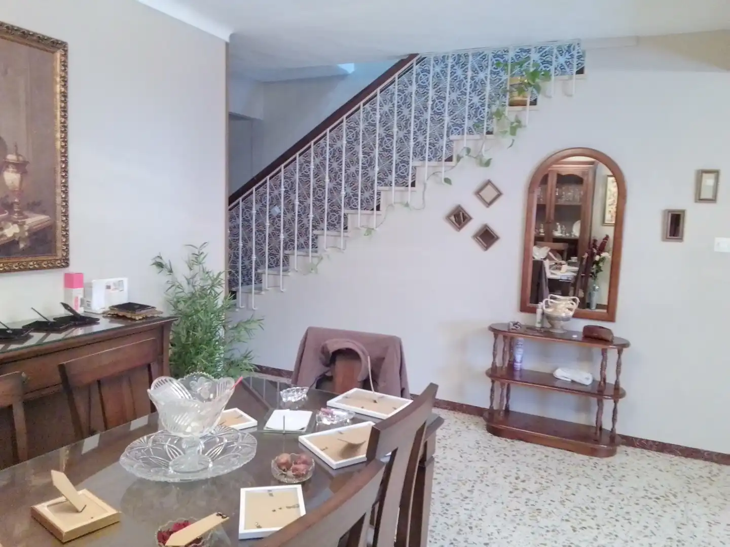 Dining room of Houses for sale in Ubrique  with Terrace, Furnished and Oven
