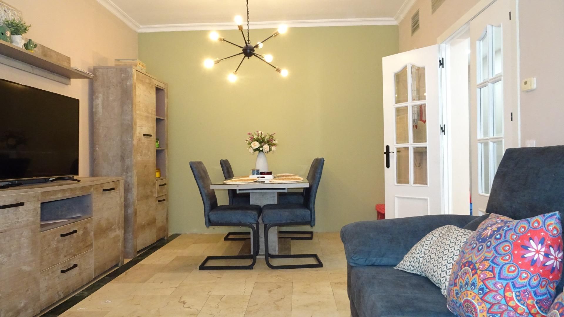 Dining room of Single-family semi-detached for sale in  Sevilla Capital  with Air Conditioner and Storage room