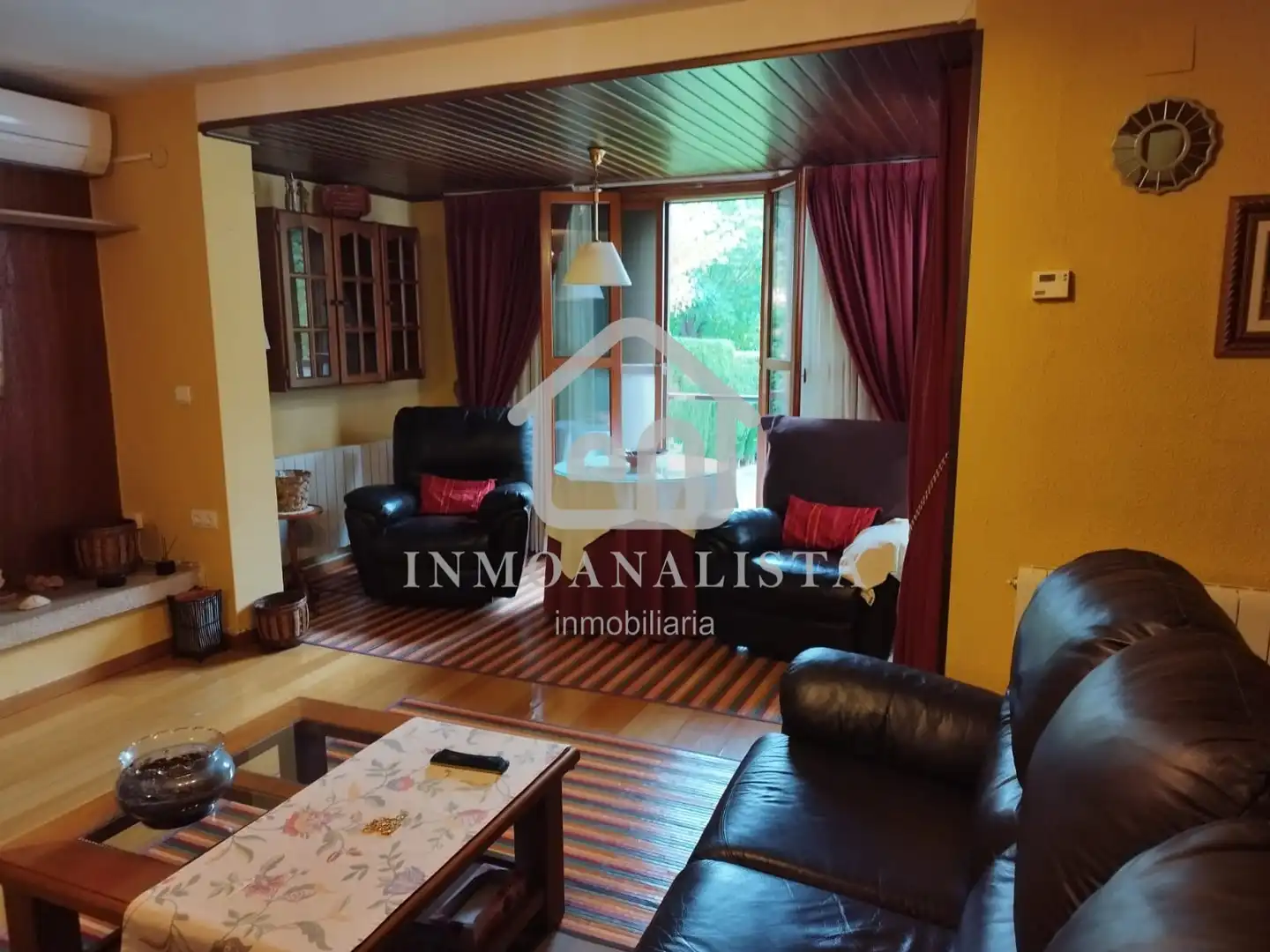 Sala d'estar de Casa o xalet en venda en Siete Aguas, Valencia