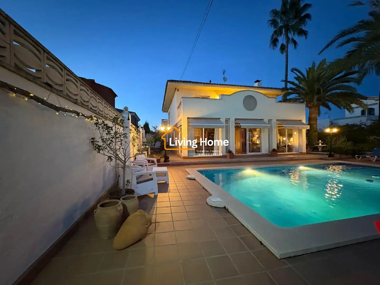 Exterior view of Houses for sale in Cambrils