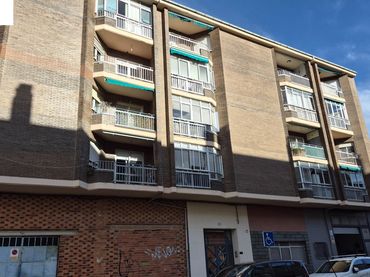 Pis amb ascensor en venda a San José Obrero
