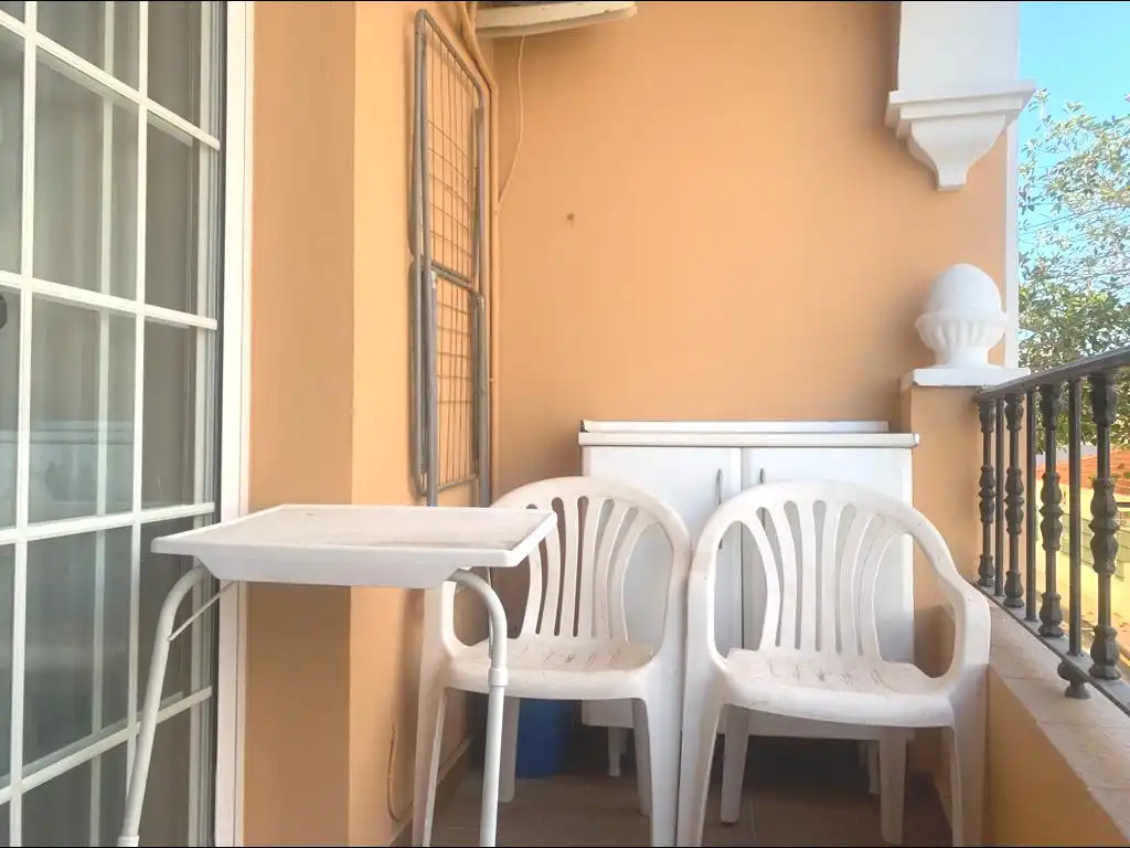 Appartement compact avec terrasse à vendre à Calle del almirante Cervera, imagen 3