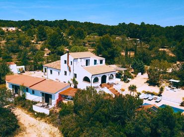 Villa avec piscine à vendre à Camí de les Candenes 2A