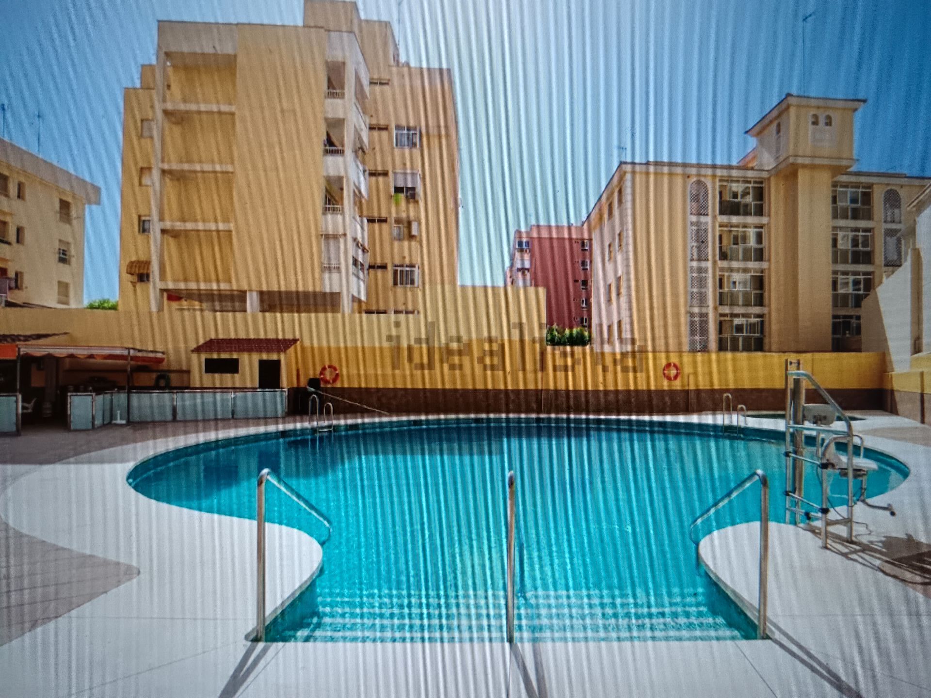 Piscina de Estudi de lloguer en Torremolinos amb Moblat, TV i Piscina comunitària