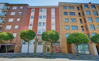 Exterior view of Flat for sale in  Pamplona / Iruña  with Heating and Parquet flooring