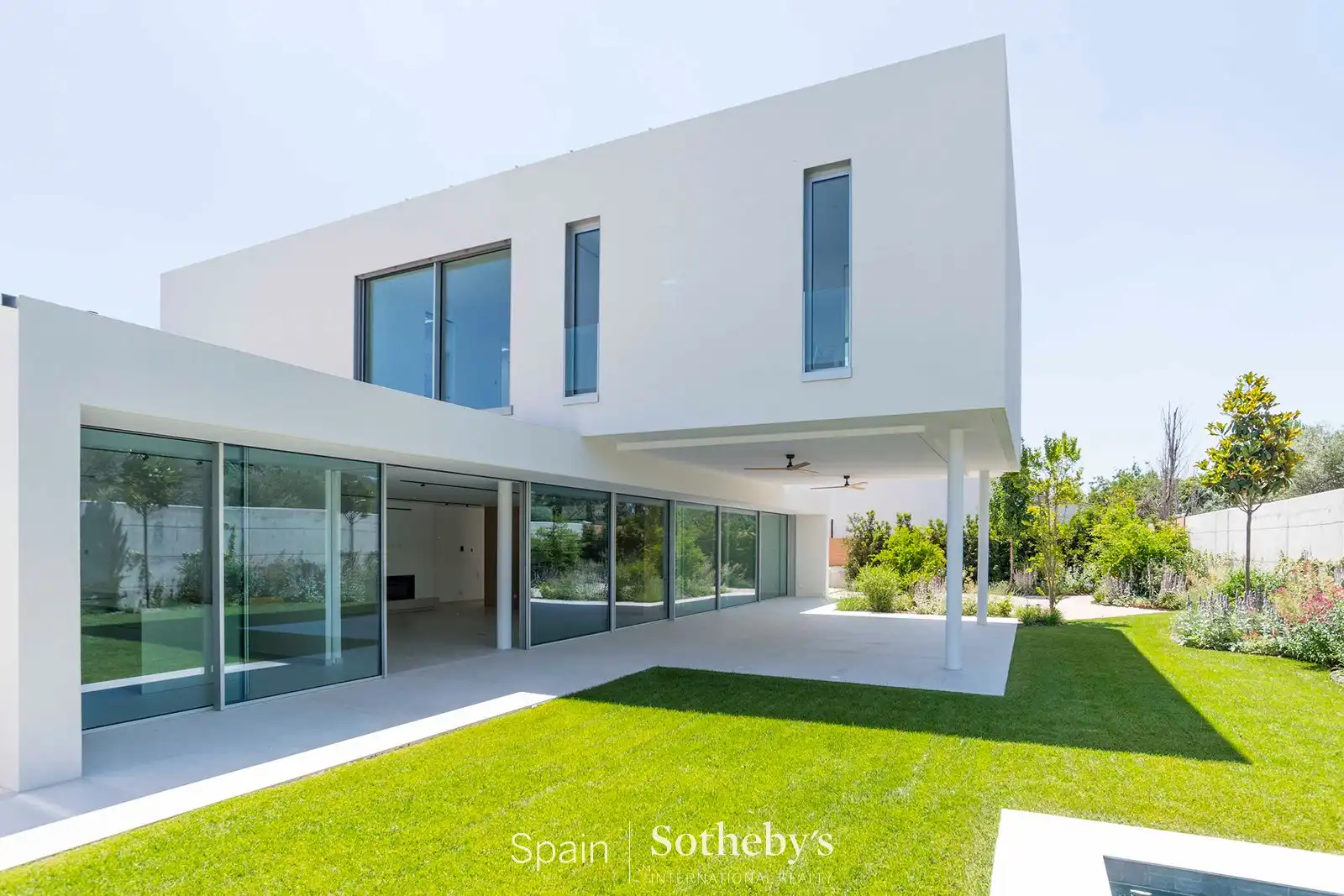Exterior view of Houses for rent in Madrid  with Air Conditioner, Heating and Private garden