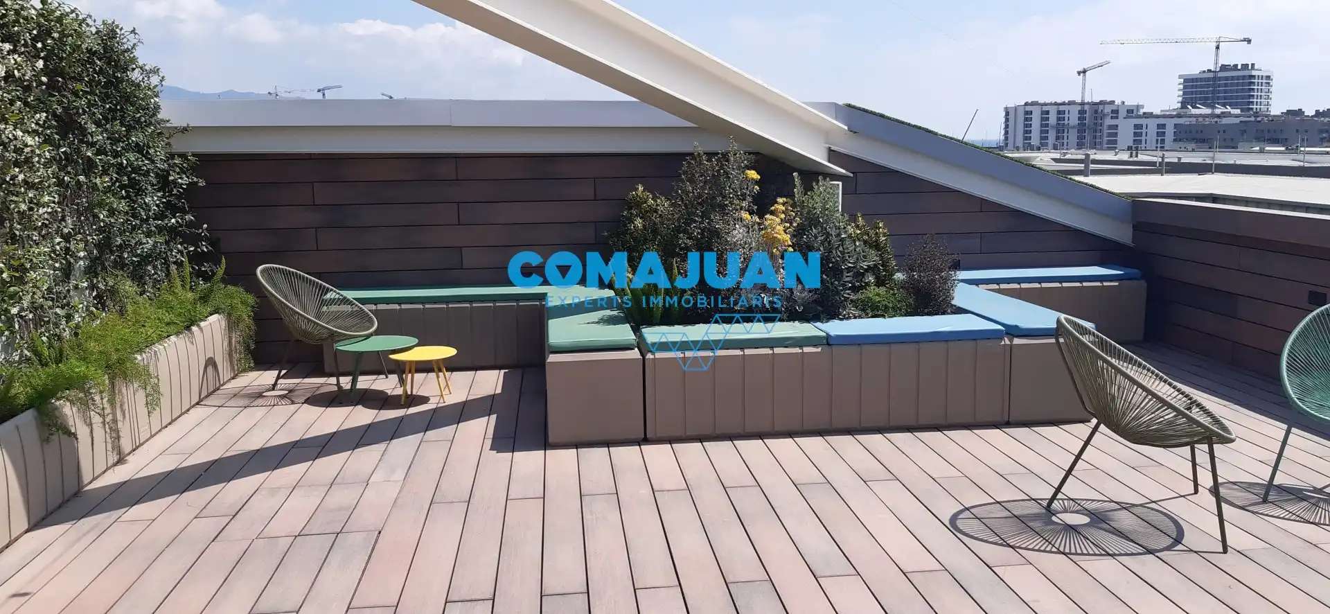 Terrasse von Büro zur Miete in Badalona mit Klimaanlage