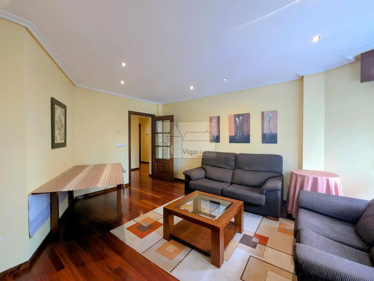 Living room of Flat for rent in Vigo   with Heating and Furnished
