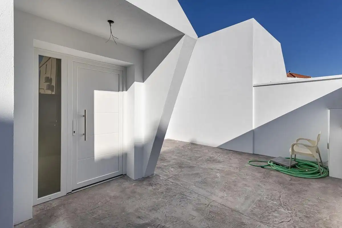 Vista exterior de Casa adosada en venta en Vegas del Genil con Aire acondicionado y Calefacción