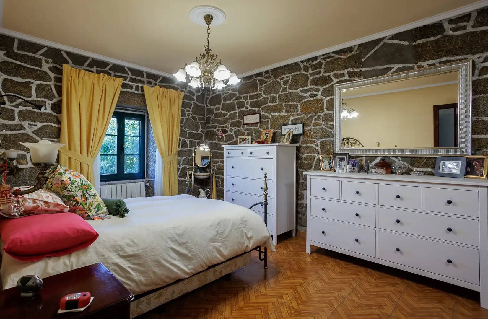 Bedroom of Country homes for sale in Guitiriz  with Furnished
