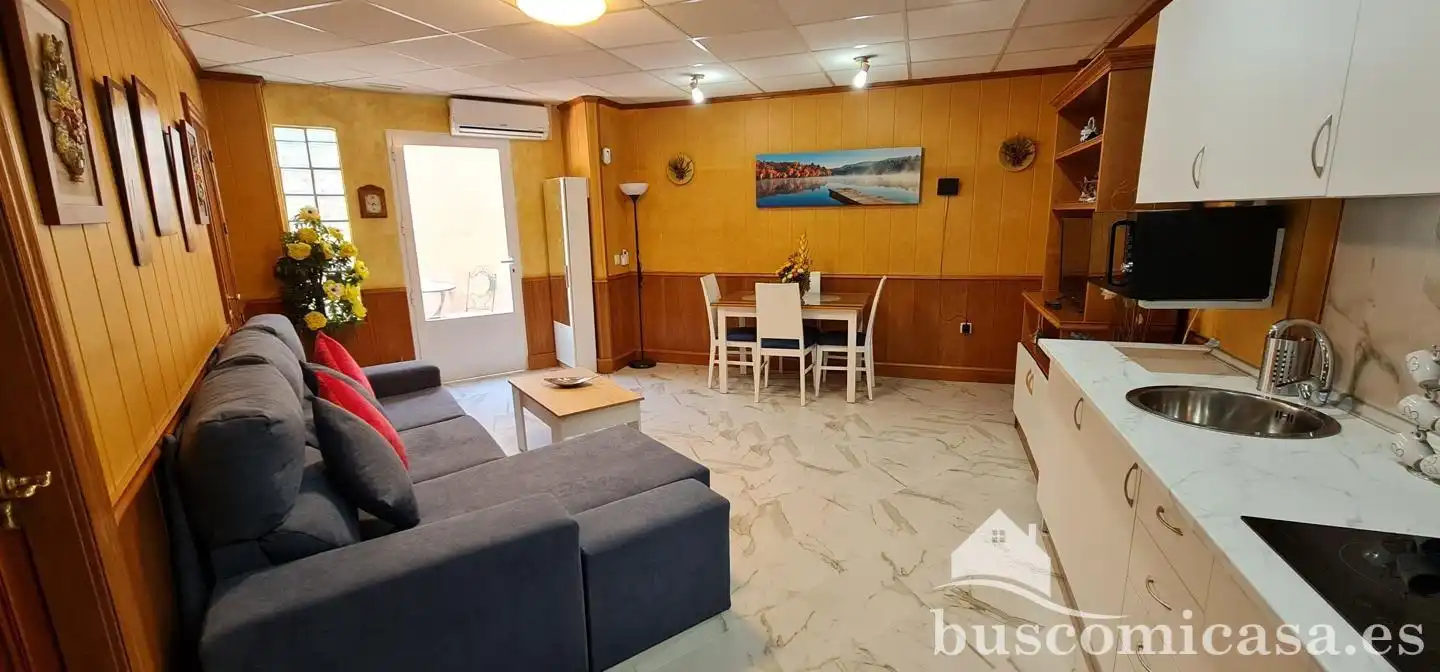 Sala de estar de Casa o chalet en venta en Linares con Aire acondicionado, Jardín privado y Terraza
