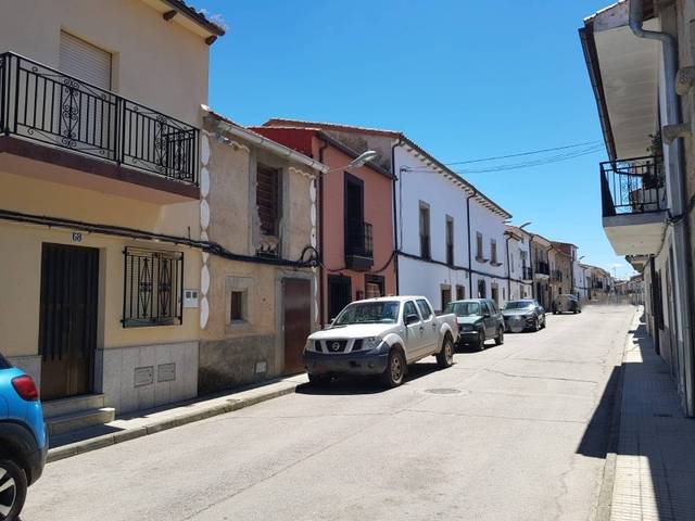 Casa-chalet en Venta en Zarza la Mayor