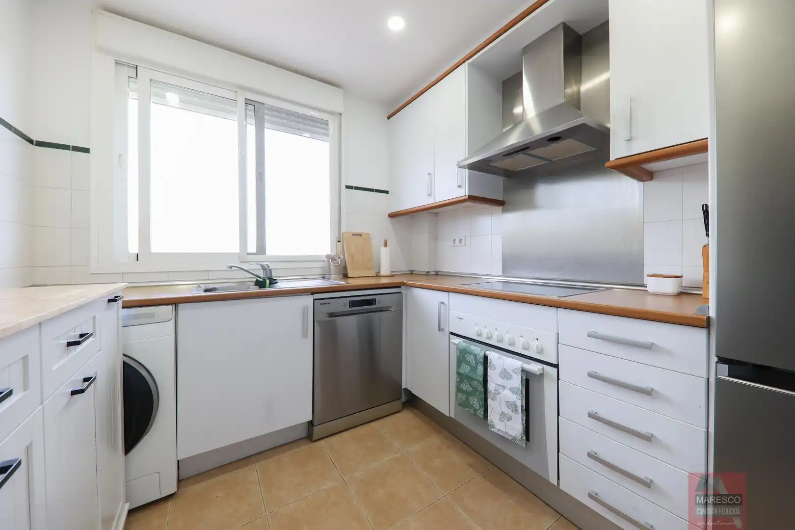 Küche von Einfamilien-Reihenhaus zum Verkauf in Mijas mit Klimaanlage, Terrasse und Abstellraum
