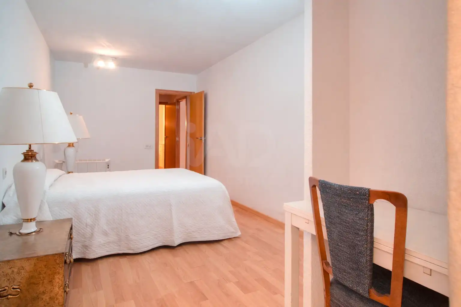 Habitación de Piso en venta en Alicante / Alacant con Aire acondicionado