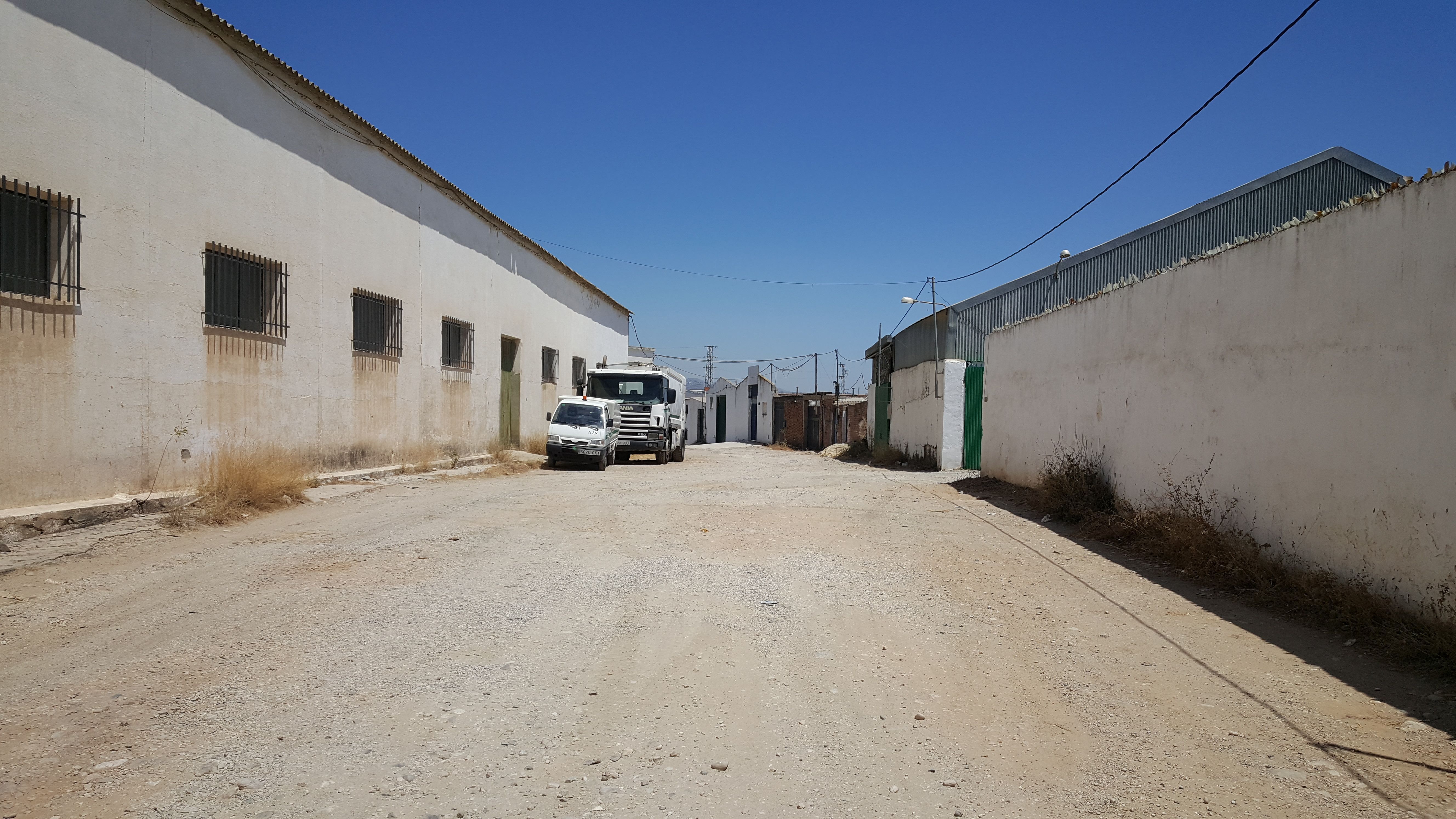Vista exterior de Nau industrial en venda en Vélez-Málaga amb Alarma