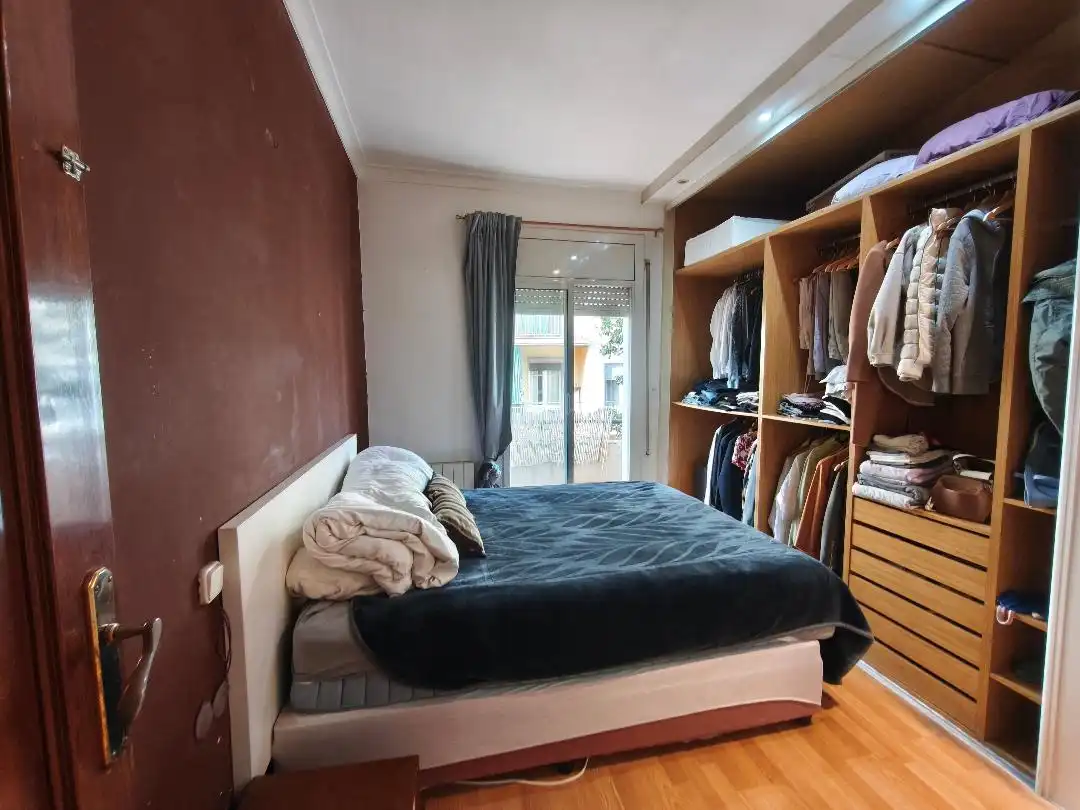 Habitación de Piso en venta en Barcelona con Calefacción, Parquet y Terraza