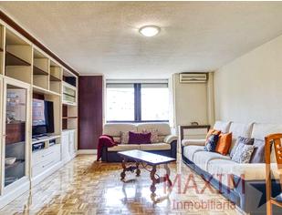 Bedroom of Flat for sale in  Barcelona Capital  with Air Conditioner, Heating and Parquet flooring