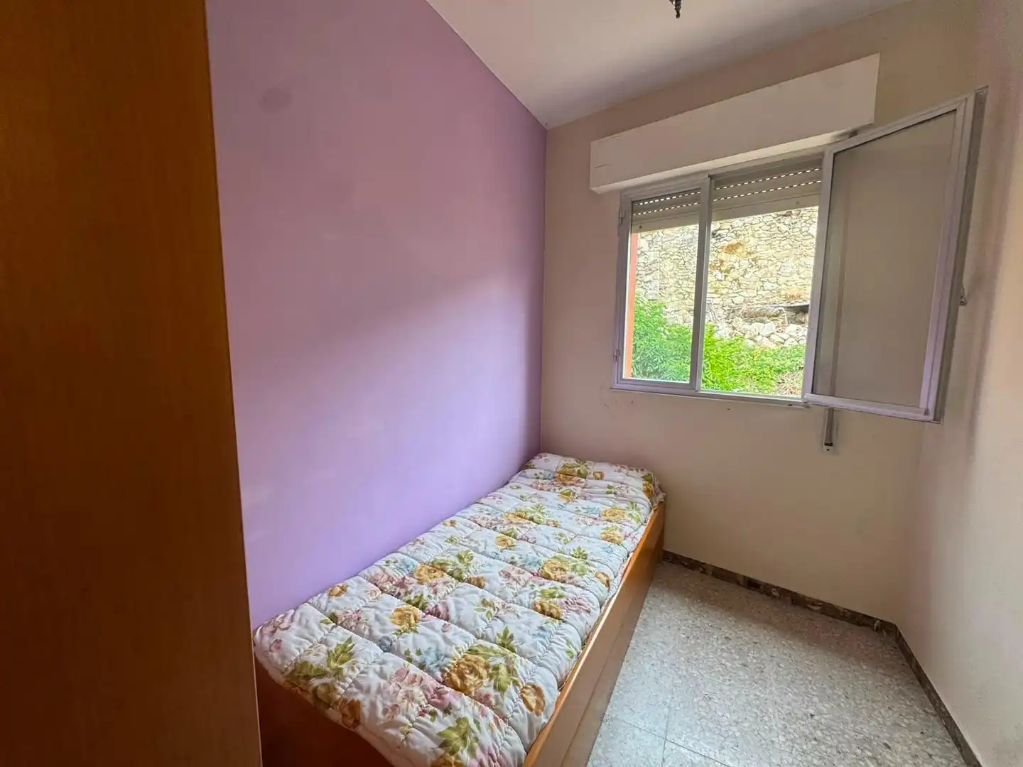 Dormitori de Finca rústica en venda en Nogueira de Ramuín amb Traster i Moblat